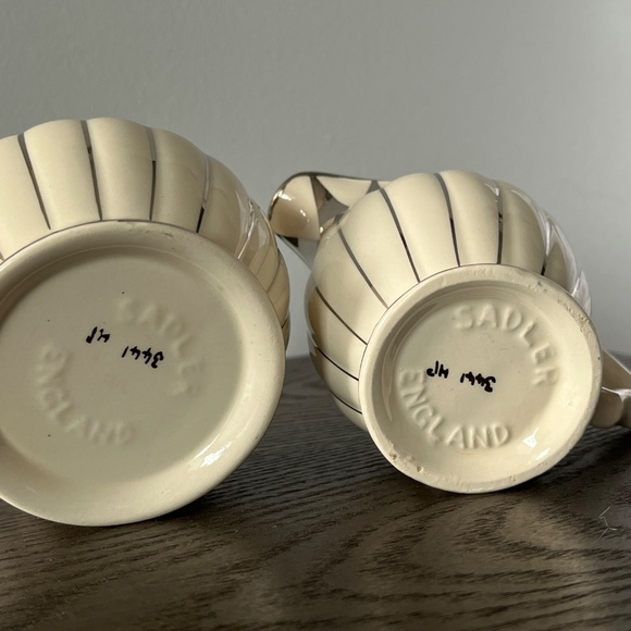 Sadler England creamer & sugar bowl in ivory & silver, Vintage. - Picture 4 of 11